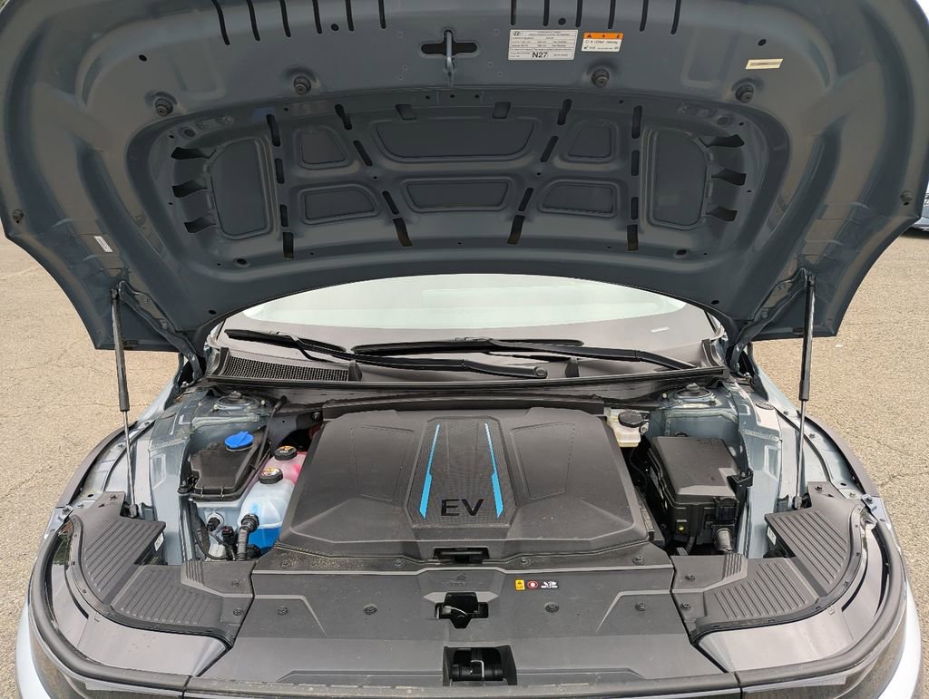 Used 2024 Hyundai Ioniq 5 SEL RWD image 36