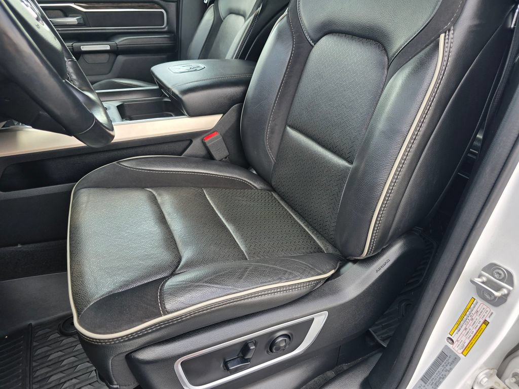 Used 2020 RAM 1500 Laramie AWD/4WD image 18