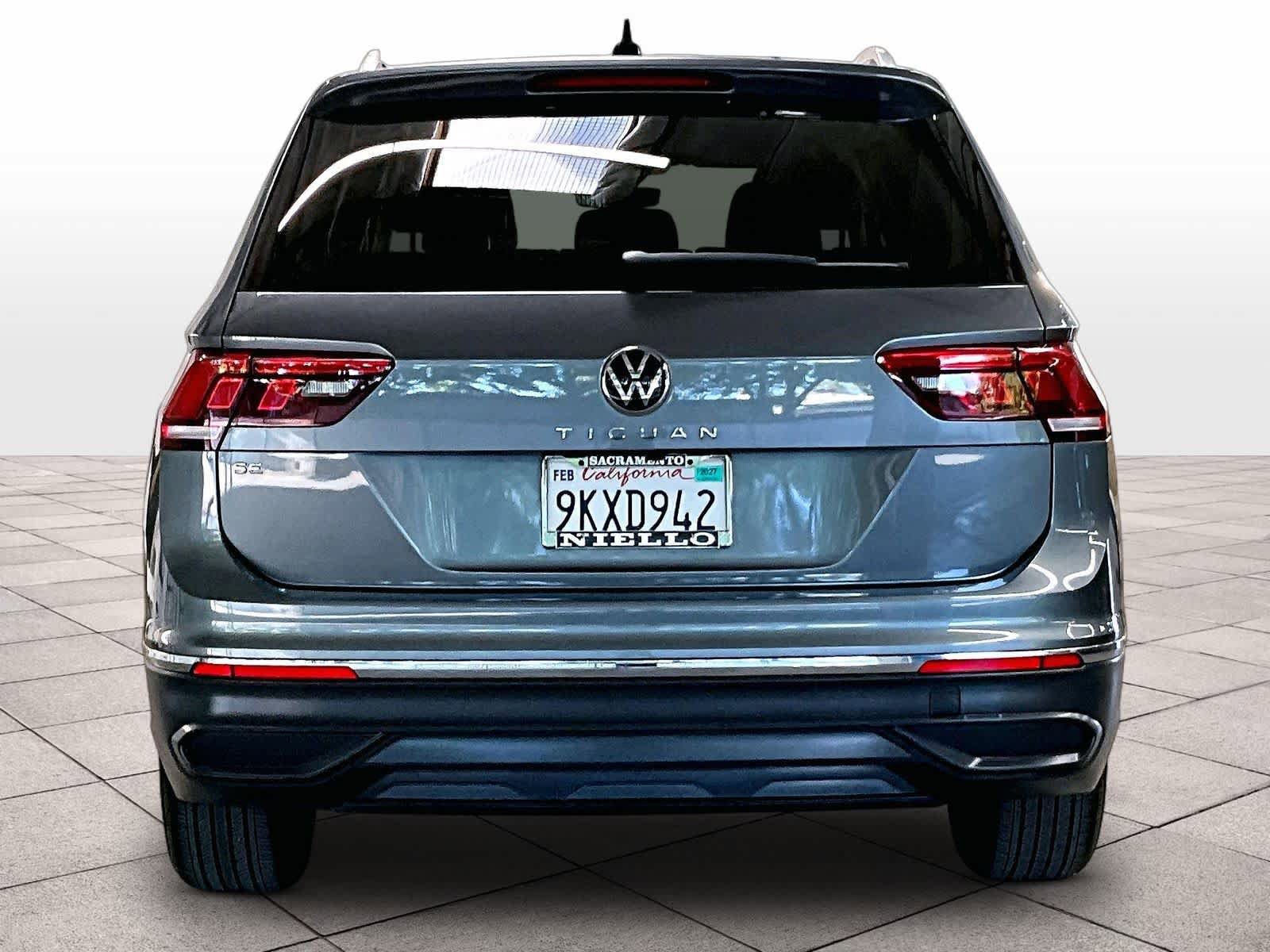 Used 2024 Volkswagen Tiguan SE FWD image 7