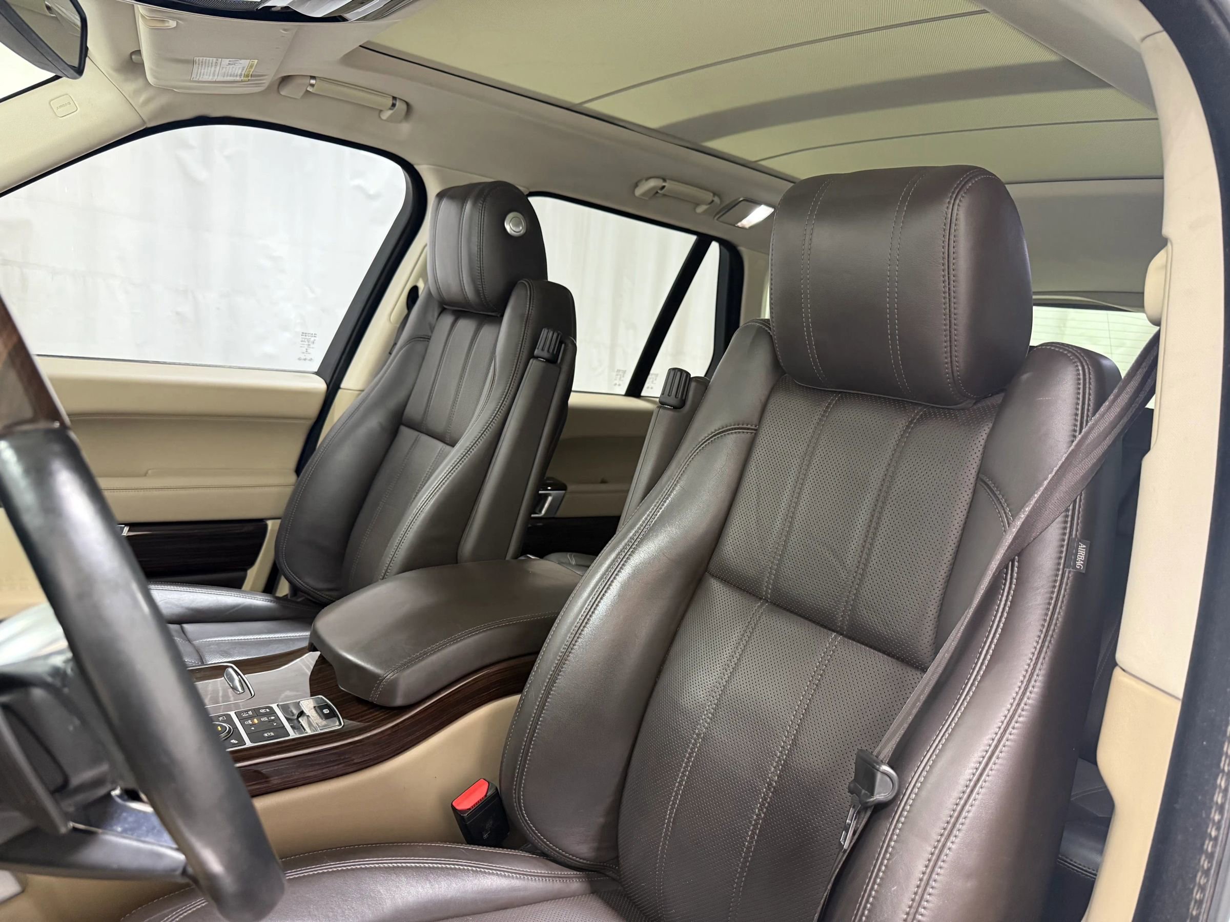 Used 2014 Land Rover Range Rover Supercharged image 13