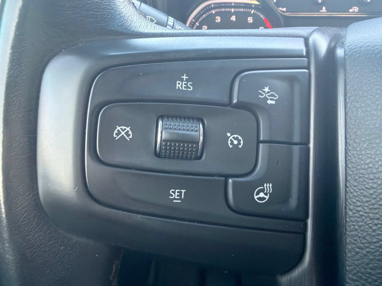Used 2022 GMC Sierra 2500 AT4 w/ AT4 Preferred Package AWD/4WD image 30