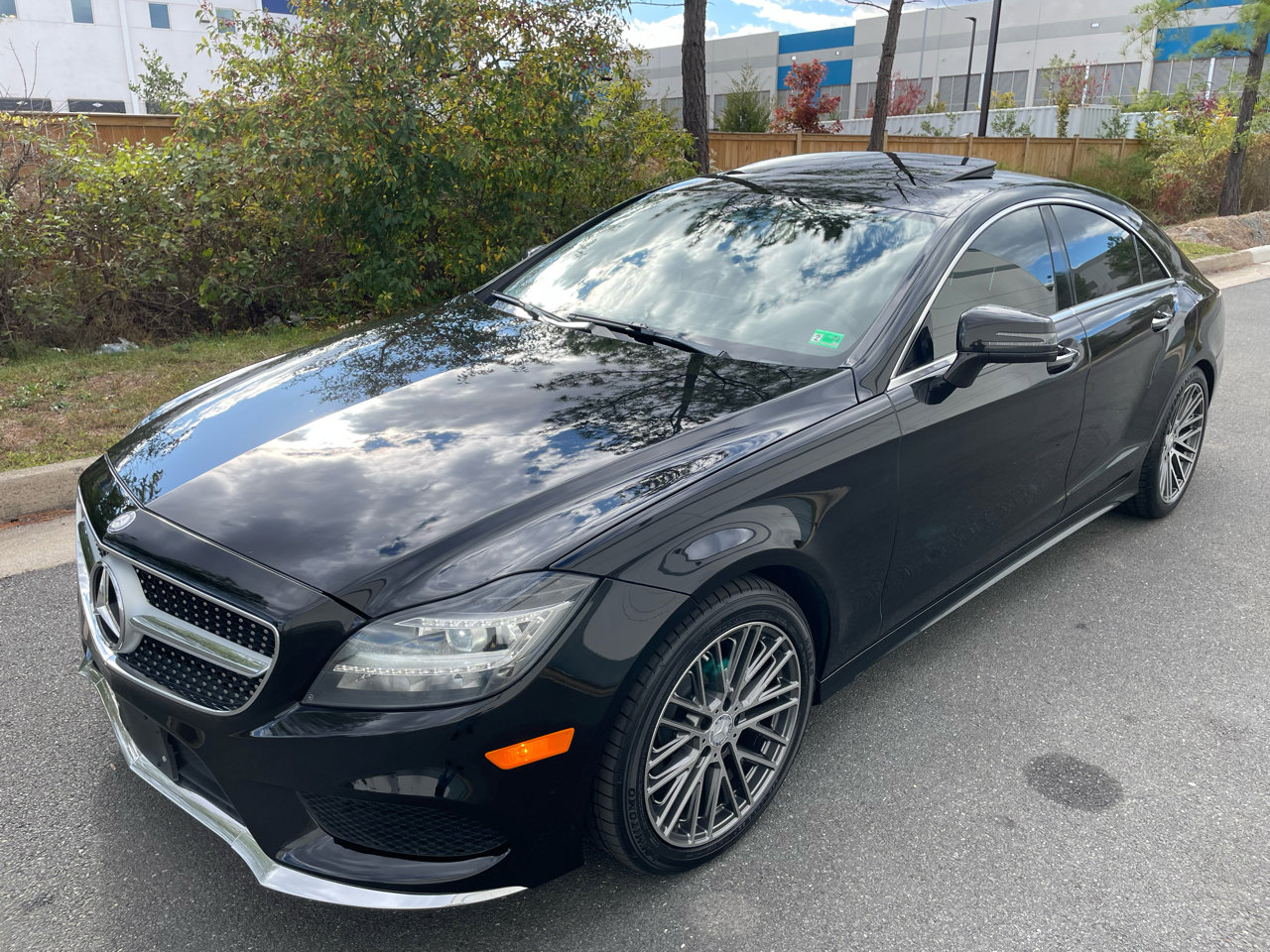 Used 2015 Mercedes-Benz CLS 400 4dr Sdn CLS 400 RWD image 2