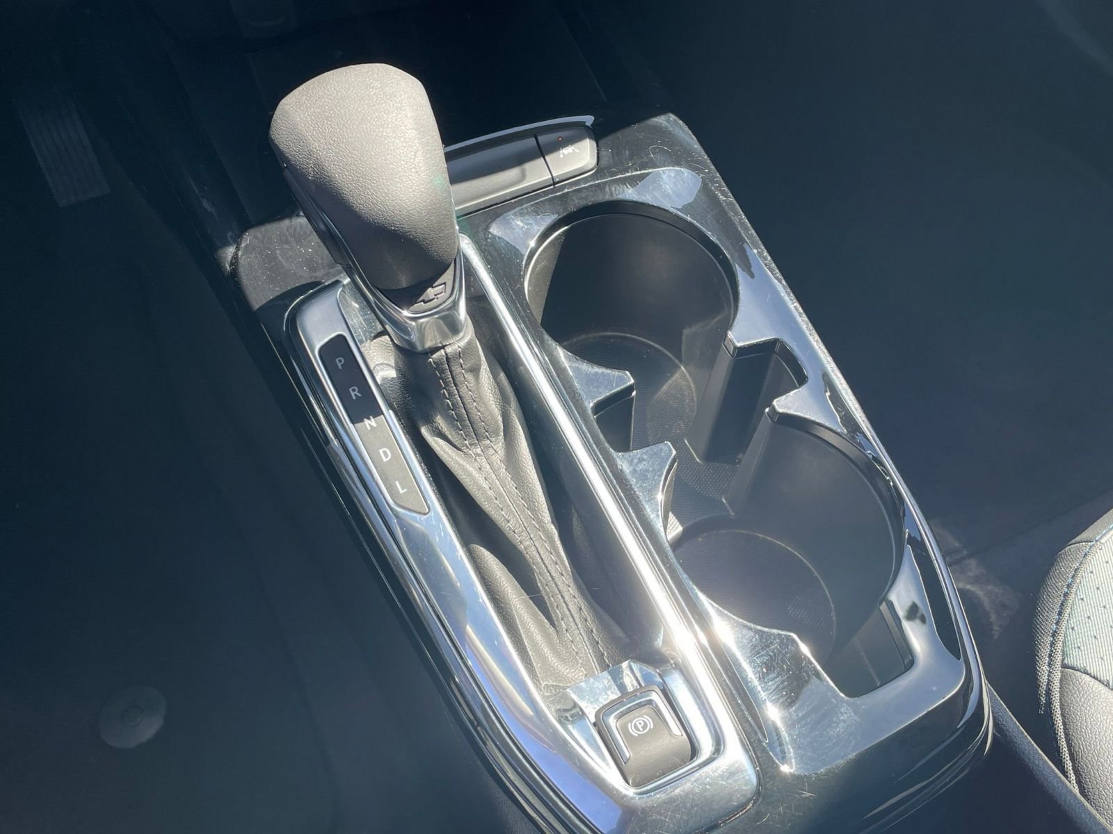 Used 2025 Chevrolet Trax LT image 44