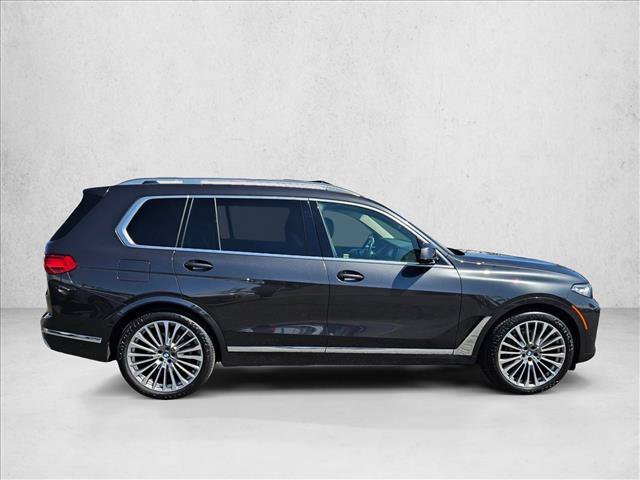 Used 2022 BMW X7 xDrive40i w/ Parking Assistance Package AWD/4WD video 4