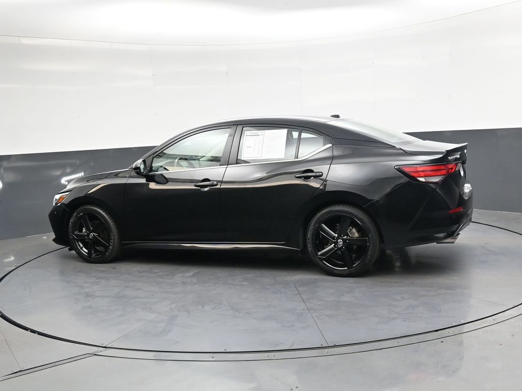 Used 2022 Nissan Sentra SR w/ SR Premium Package FWD image 6