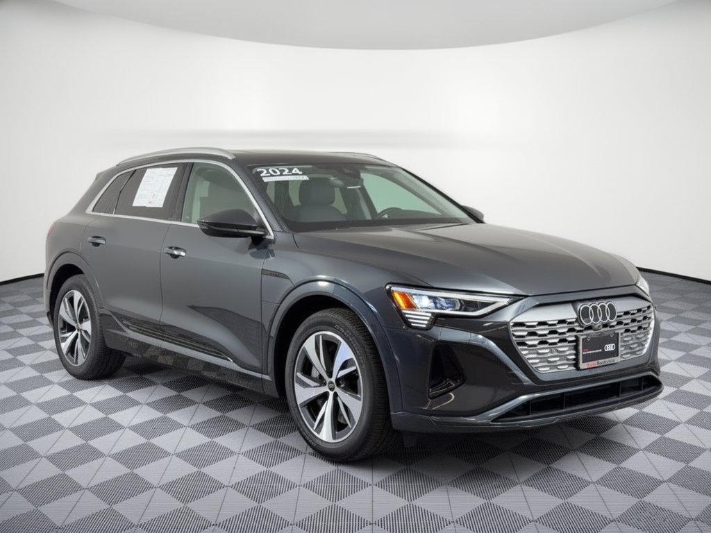 Certified 2024 Audi Q8 e-tron Premium AWD/4WD image 7