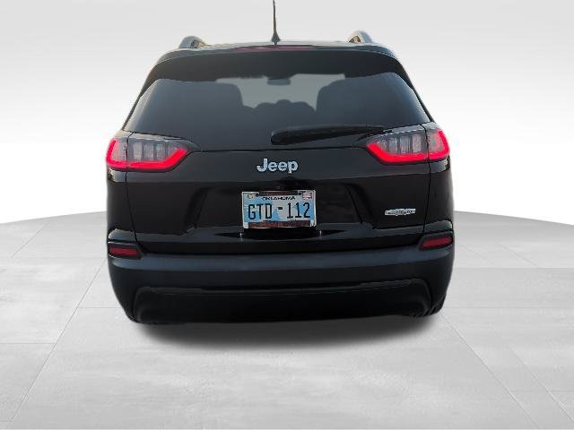 Used 2019 Jeep Cherokee Latitude w/ Popular Appearance Group FWD image 4