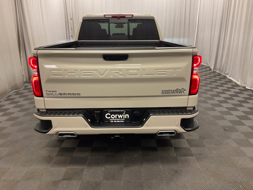 Used 2026 Chevrolet Silverado 1500 High Country w/ High Country Premium Package AWD/4WD image 5