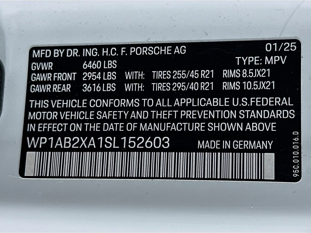 Used 2025 Porsche Macan 4S Electric image 36