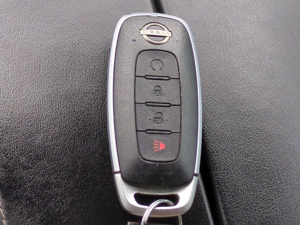 Certified 2023 Nissan Rogue SV image 25