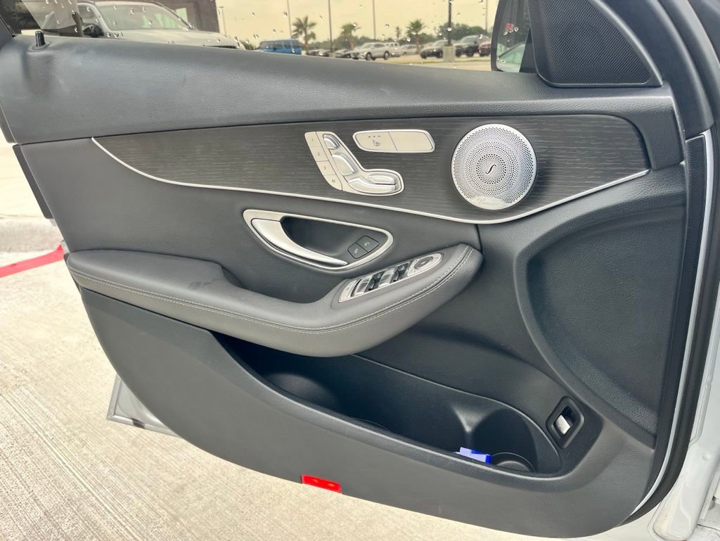 Used 2021 Mercedes-Benz C 300 Sedan w/ Premium Package image 11
