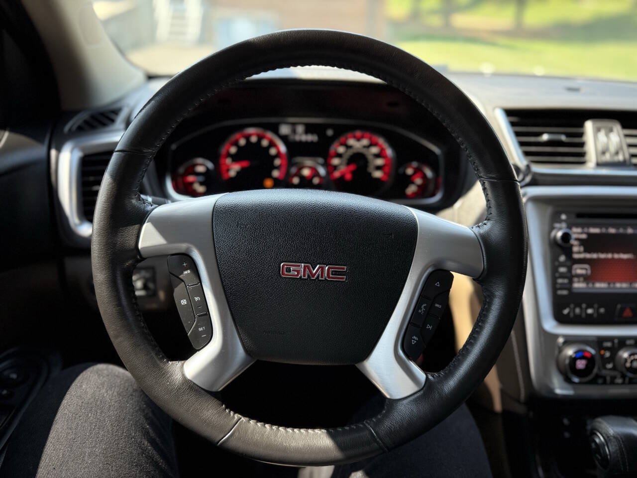 Used 2015 GMC Acadia SLT w/ Open Road Package AWD/4WD image 22
