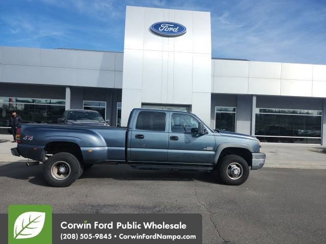 Used 2006 Chevrolet Silverado 3500 LT w/ Heavy-Duty Power Package image 4