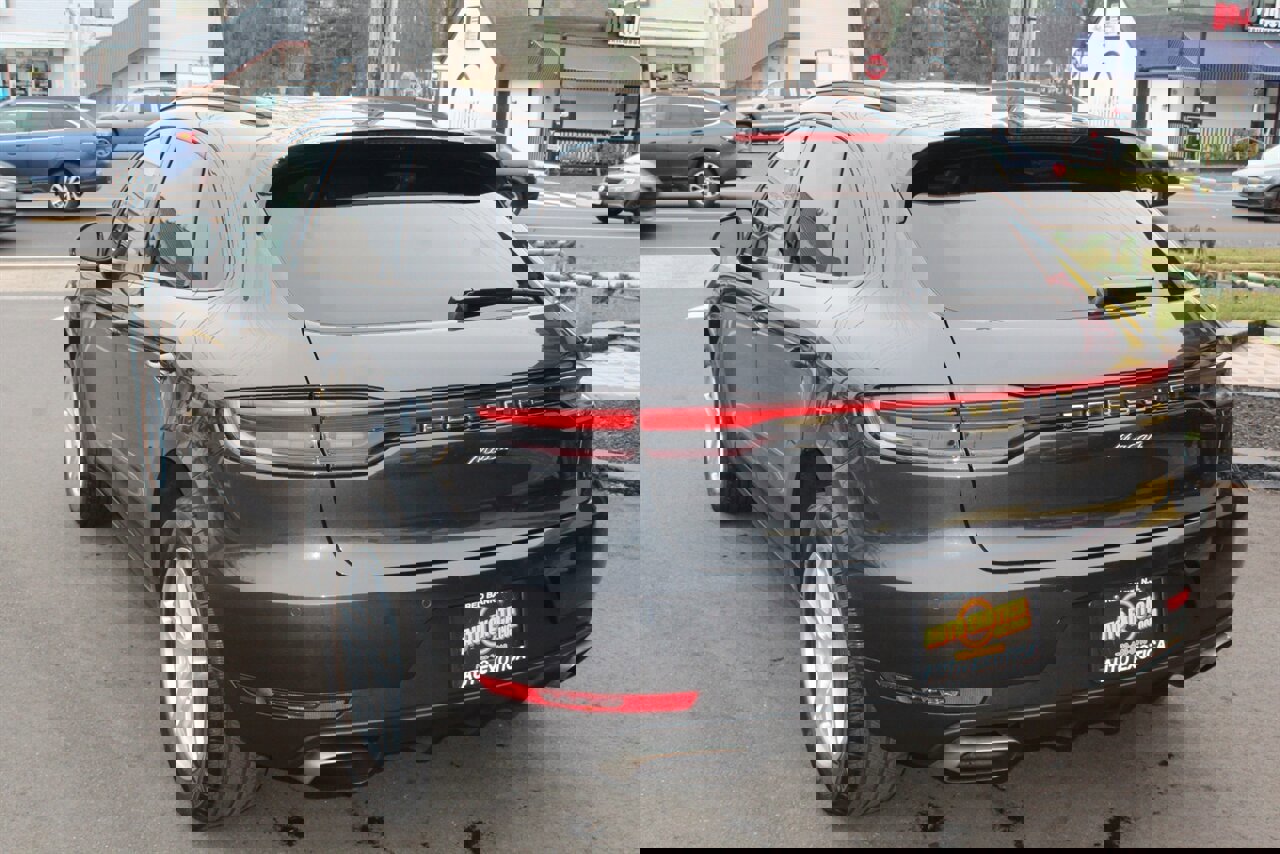 Used 2019 Porsche Macan image 2