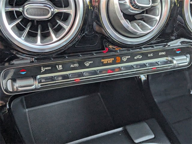 Used 2023 Mercedes-Benz CLA 250 image 24