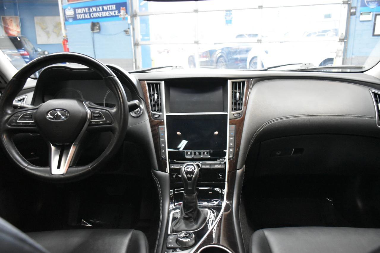 Used 2019 INFINITI Q50 Luxe w/ Essential Package (3.0T Luxe) image 33