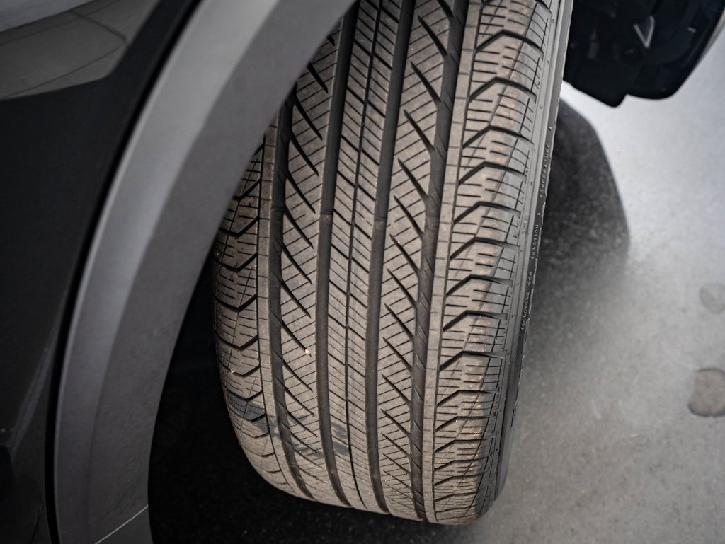 Used 2024 Mercedes-Benz GLB 250 4MATIC image 43