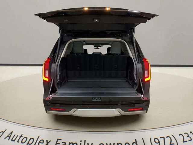 Used 2025 Ford Expedition Platinum AWD/4WD image 9