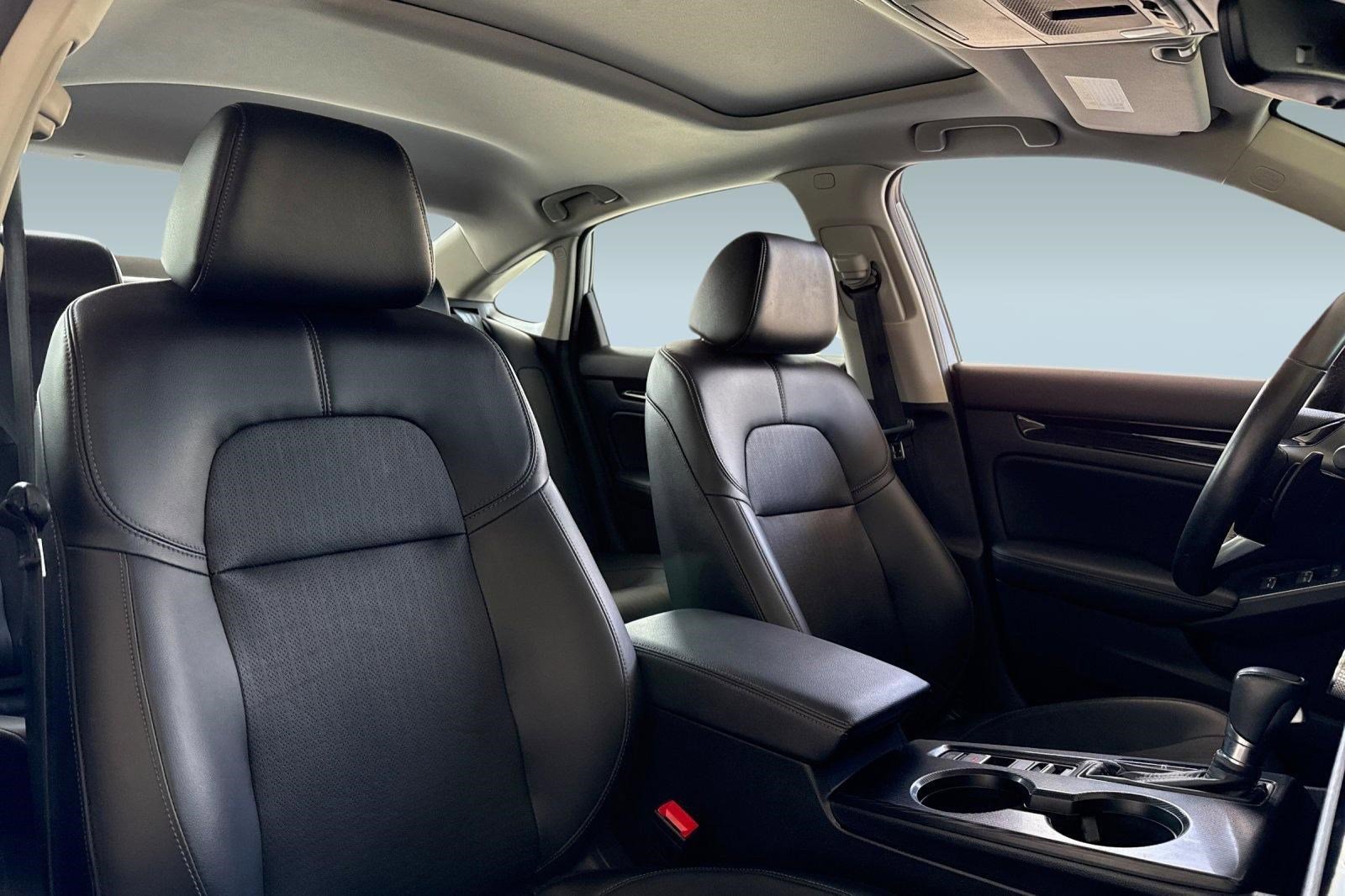 Certified 2024 Honda Civic Touring image 30