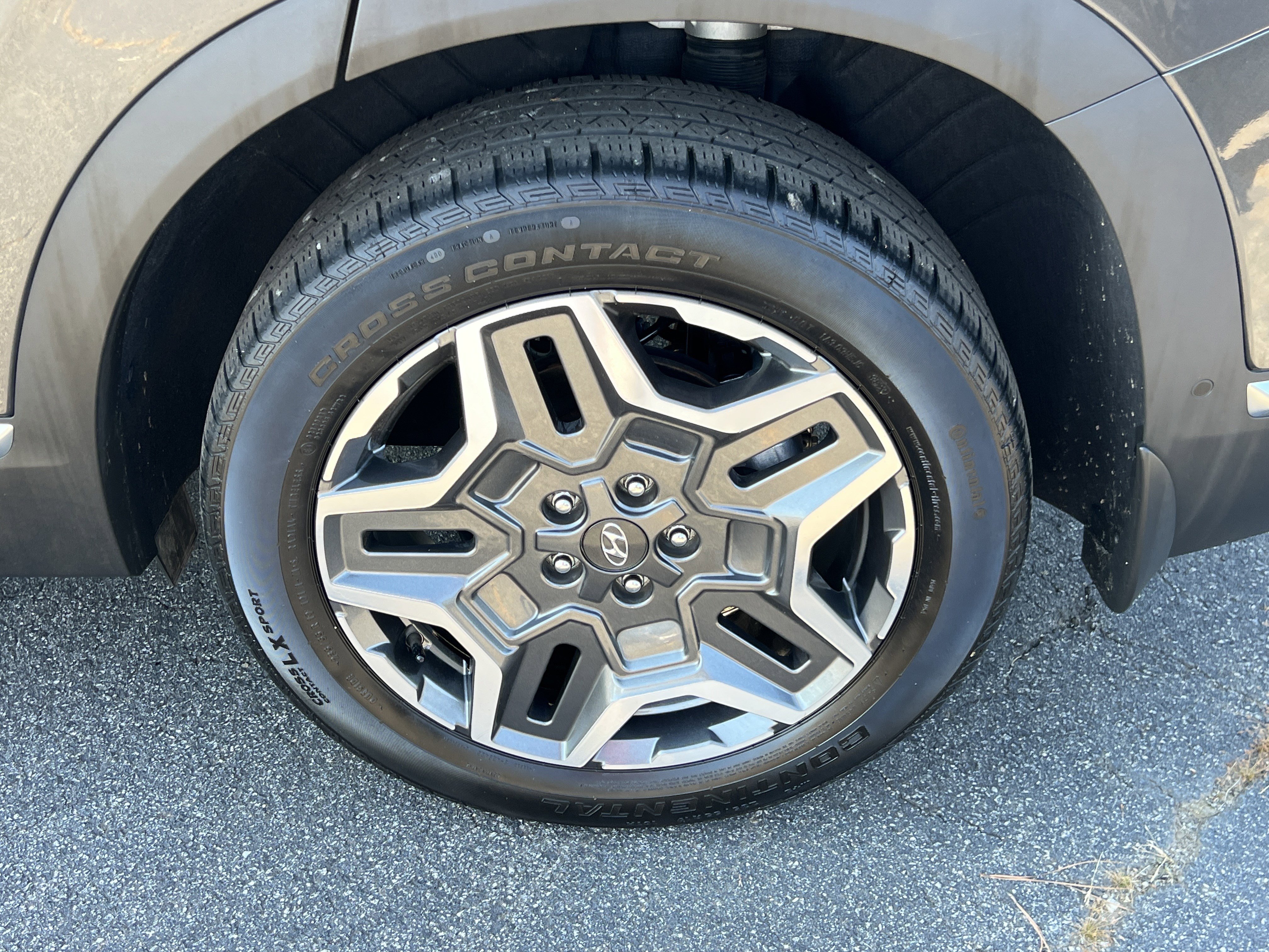 Used 2023 Hyundai Santa Fe Limited image 19