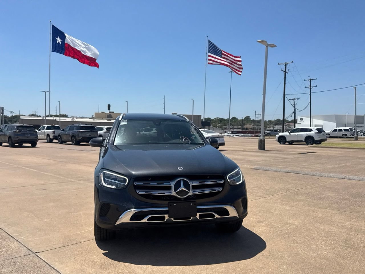 Used 2021 Mercedes-Benz GLC 300 image 4