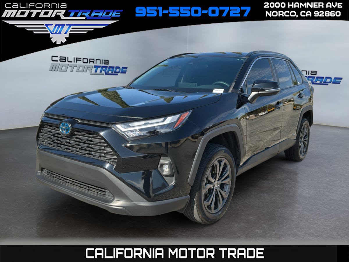 Used 2023 Toyota RAV4 XLE Premium AWD/4WD image 1