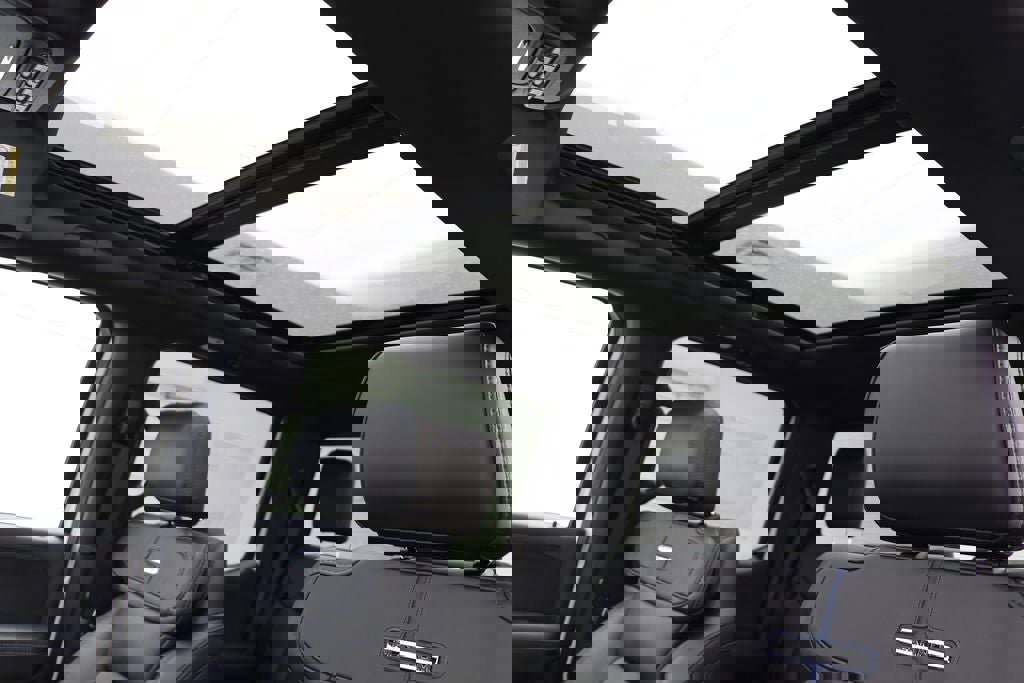 New 2026 Ford F450 Platinum w/ FX4 Off-Road Package image 28