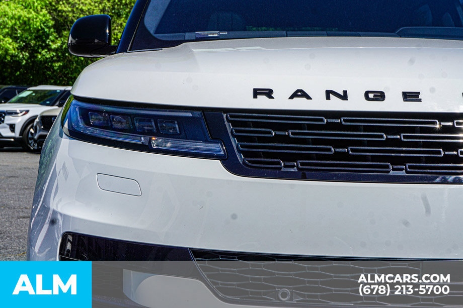 Used 2023 Land Rover Range Rover Sport SE AWD/4WD image 11