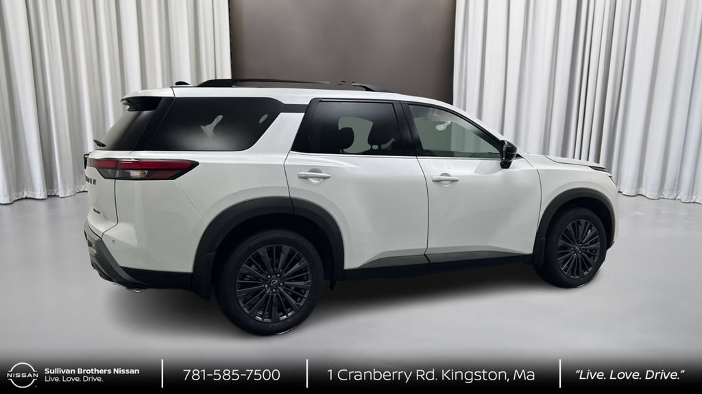 New 2026 Nissan Pathfinder SL w/ SL Premium Package AWD/4WD image 5