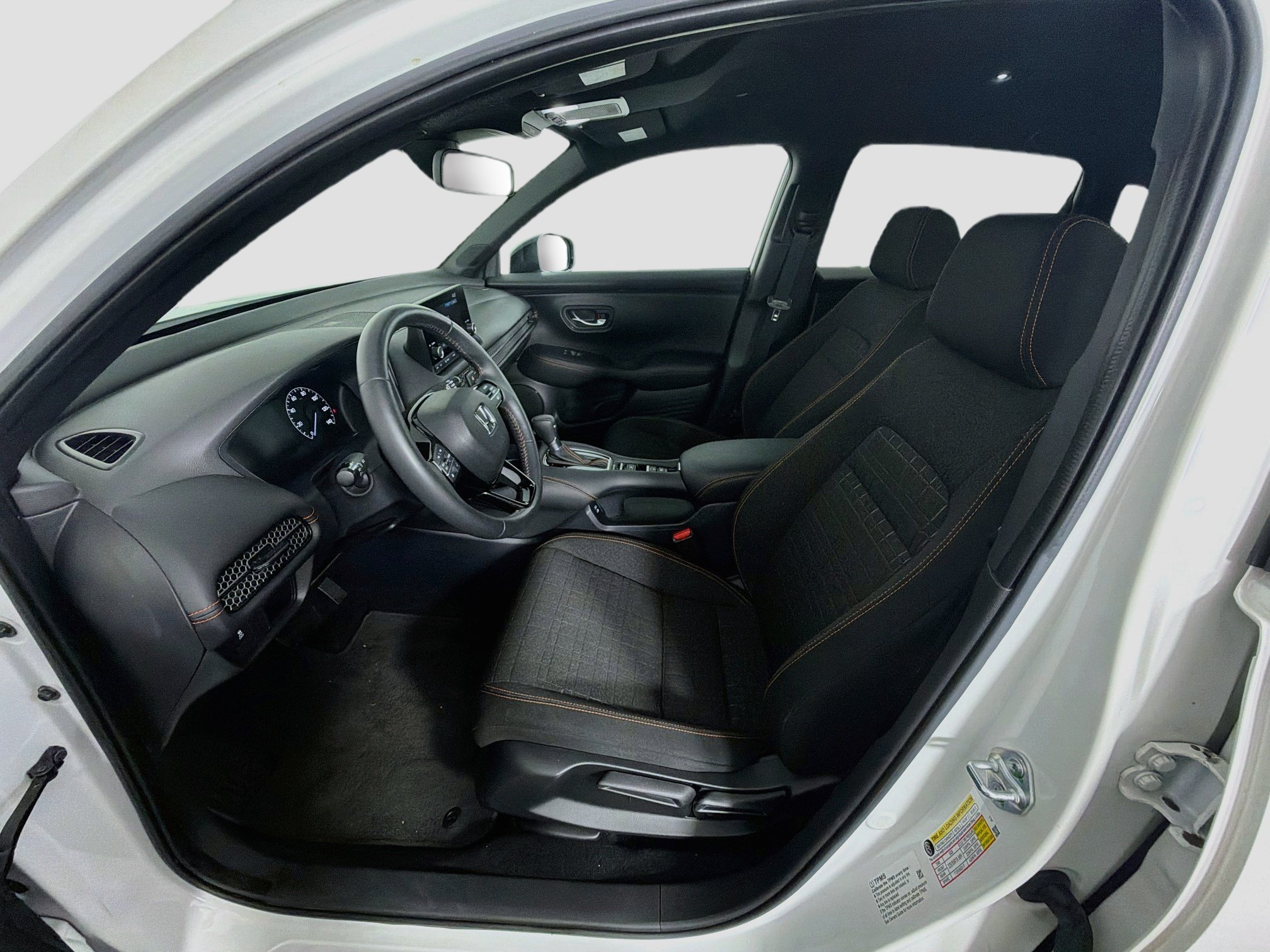 Used 2024 Honda HR-V Sport image 13