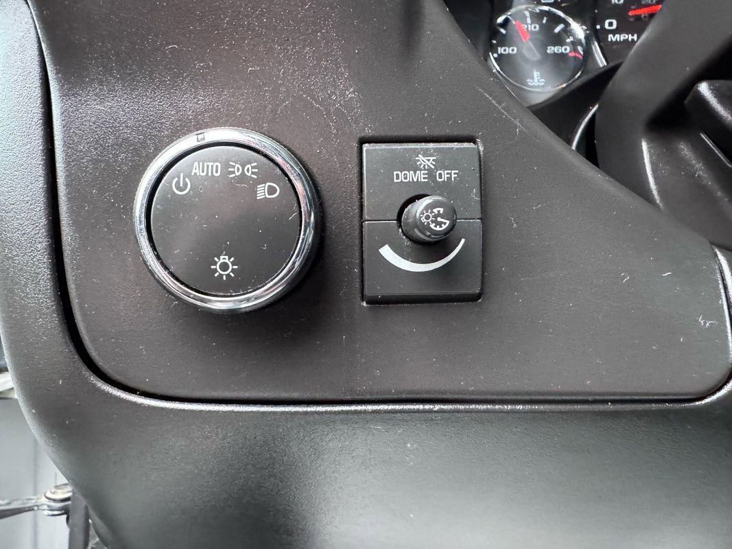 Used 2019 GMC Savana 2500 w/ Driver Convenience Package image 11