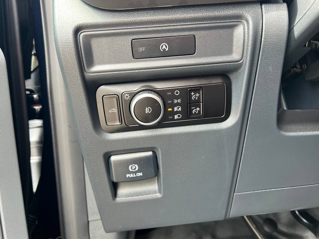 Used 2025 Ford F150 XL w/ Equipment Group 103A High AWD/4WD image 38