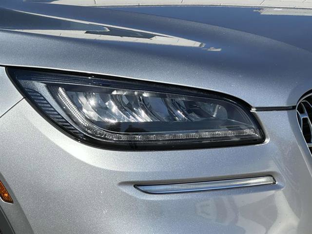 Used 2022 Lincoln Corsair AWD w/ Premium Package image 8