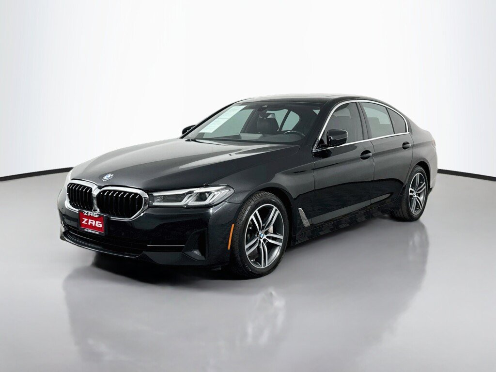 Used 2021 BMW 530i xDrive w/ Convenience Package AWD/4WD image 1