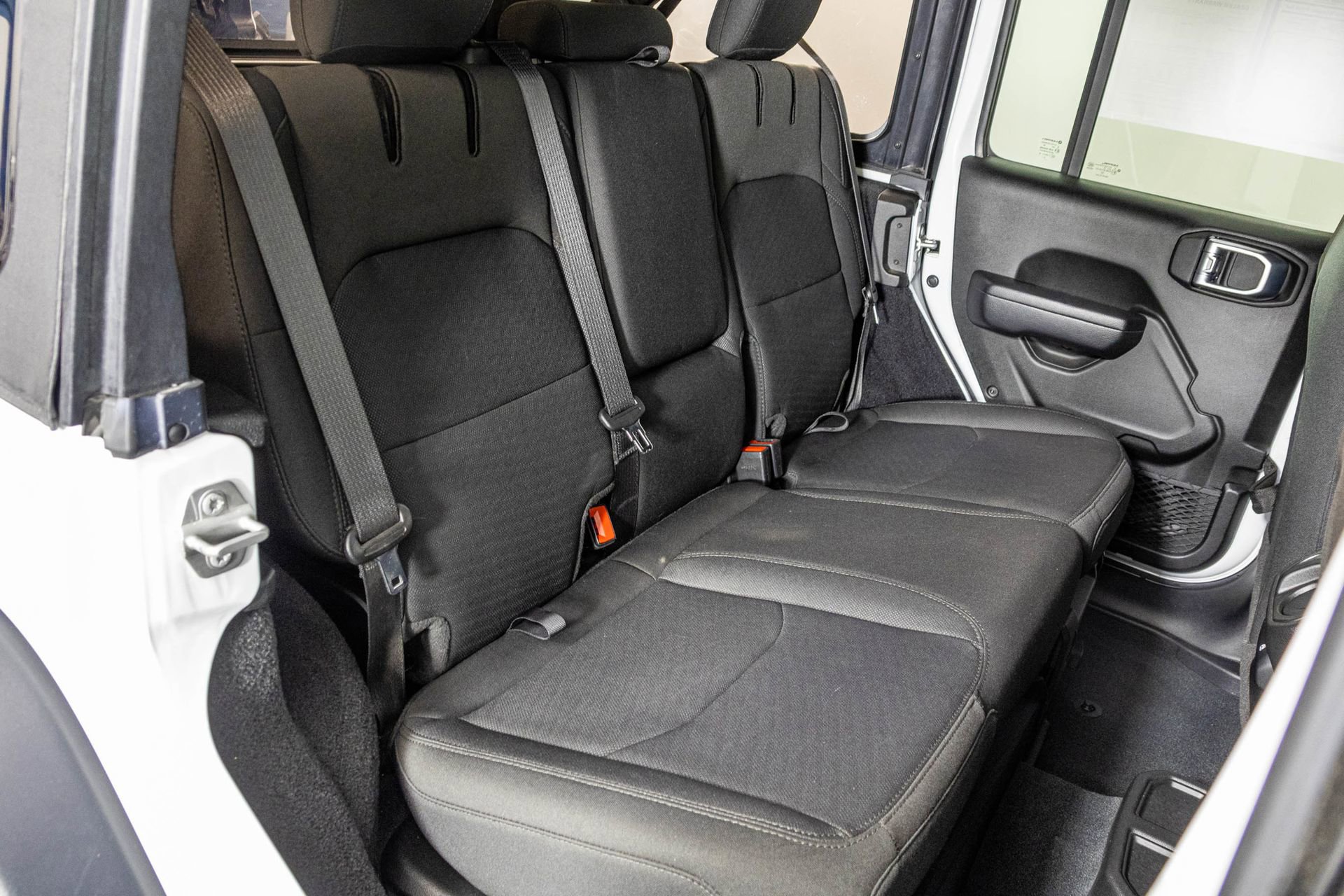 Used 2023 Jeep Wrangler Unlimited w/ Cold Weather Group image 40