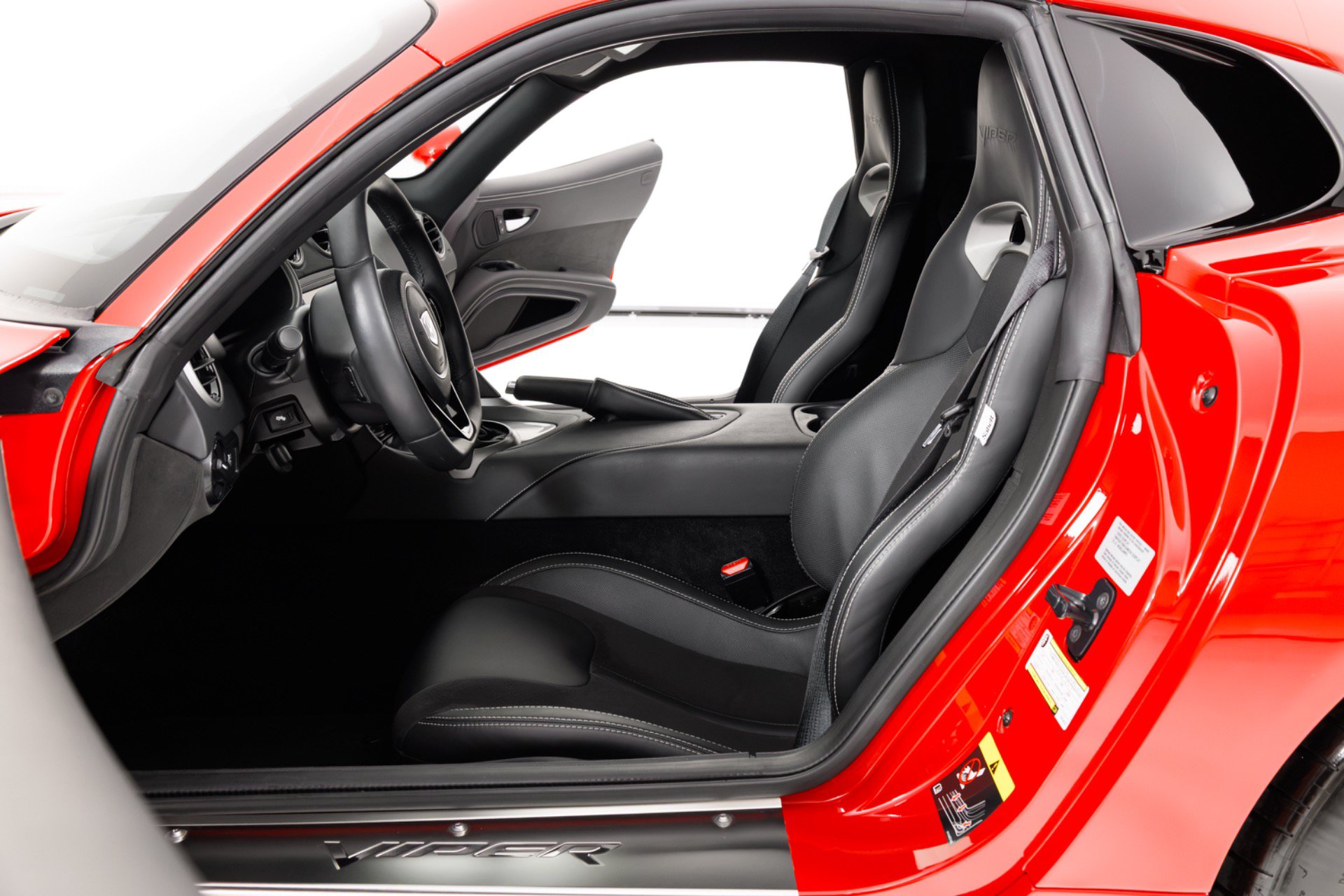 Used 2015 Dodge Viper w/ Quick Order Package 22J GT RWD image 14