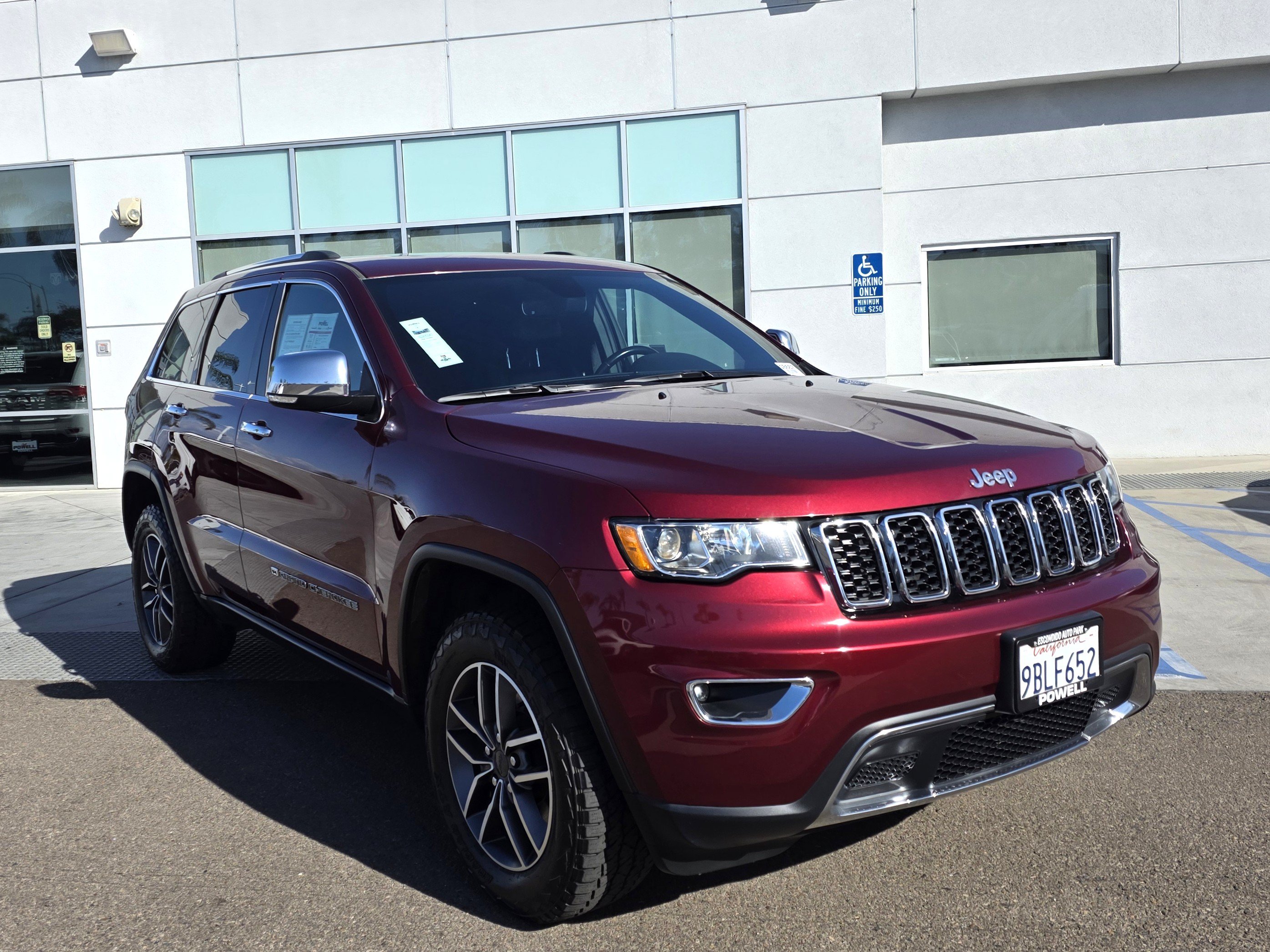 Used 2022 Jeep Grand Cherokee Limited AWD/4WD image 6