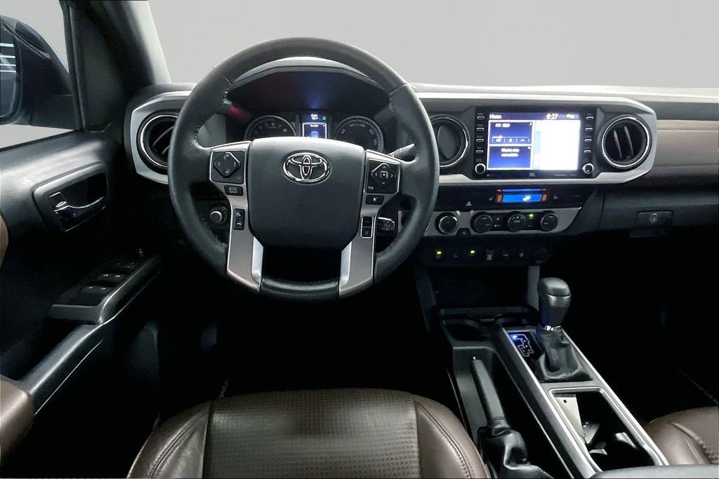 Used 2020 Toyota Tacoma Limited image 9