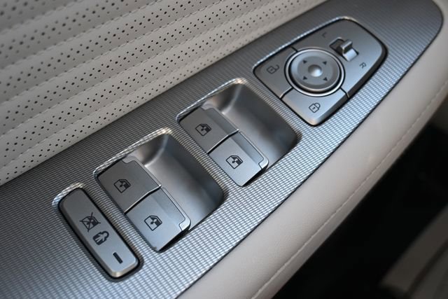 Used 2023 Hyundai Palisade Calligraphy w/ Winter Package image 44