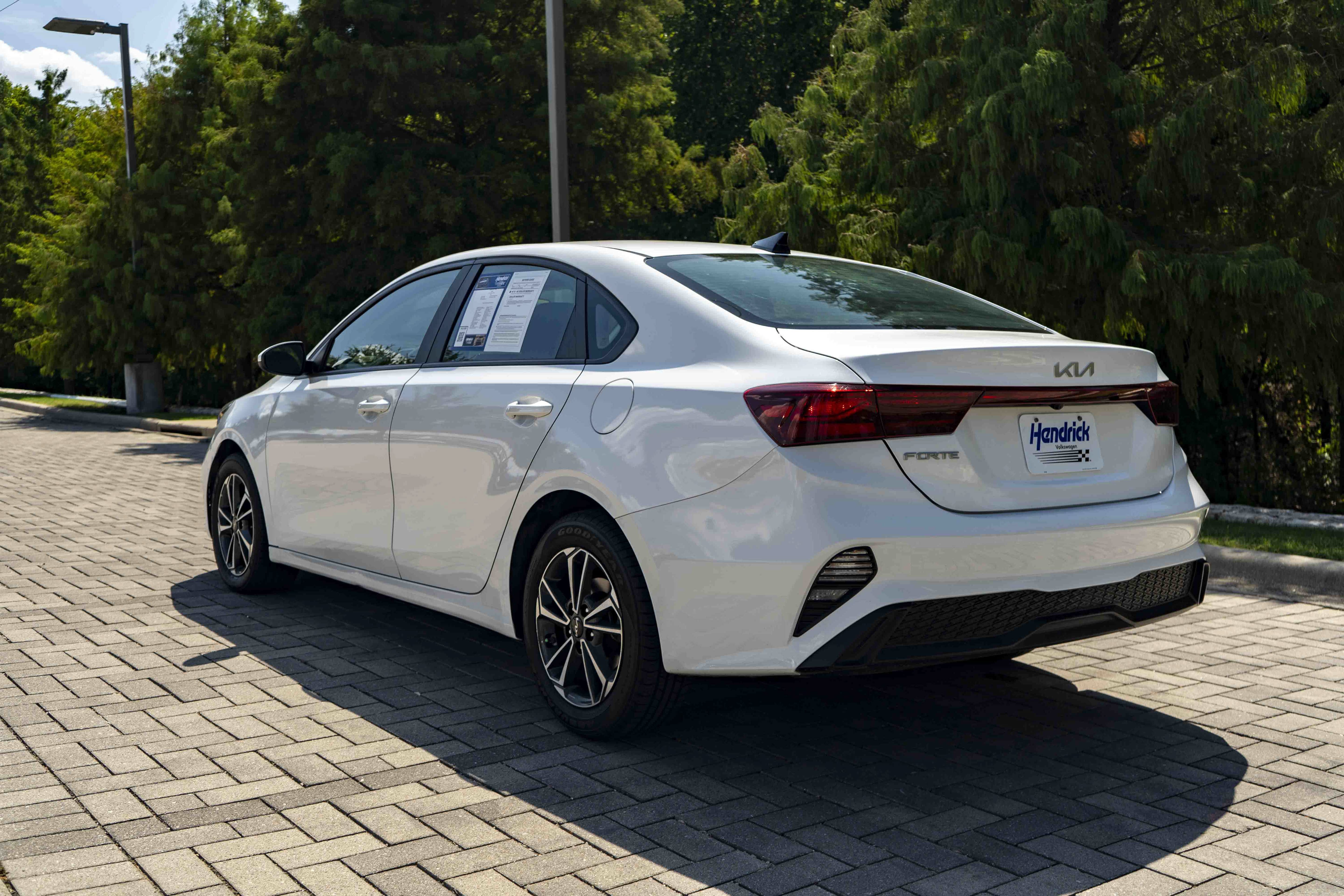Used 2024 Kia Forte LXS FWD image 6