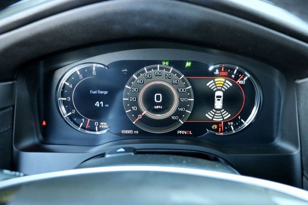 Used 2020 Cadillac Escalade ESV Premium Luxury image 15