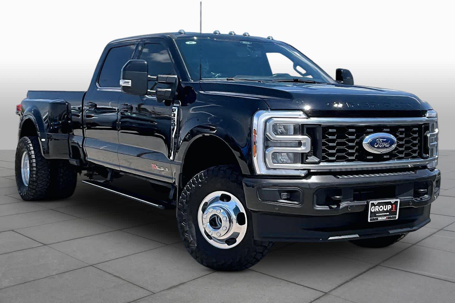 Certified 2025 Ford F350 King Ranch AWD/4WD image 3