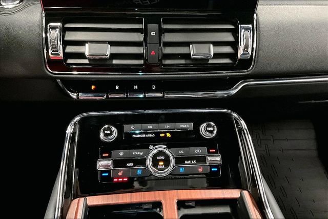 Used 2023 Lincoln Navigator L Reserve image 28