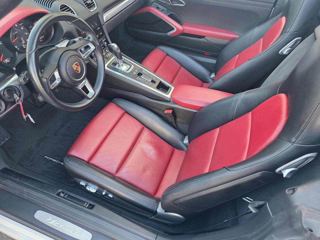 Used 2017 Porsche 718 Boxster RWD image 30