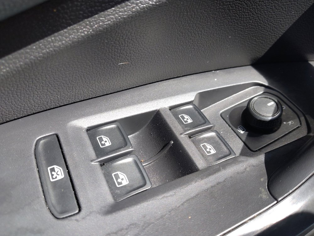 Used 2019 Volkswagen Jetta R-Line FWD image 27