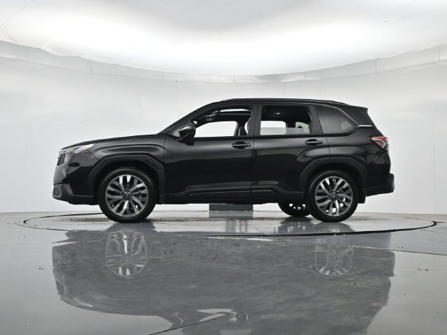 Used 2025 Subaru Forester Touring w/ Popular Package - Touring AWD/4WD image 39