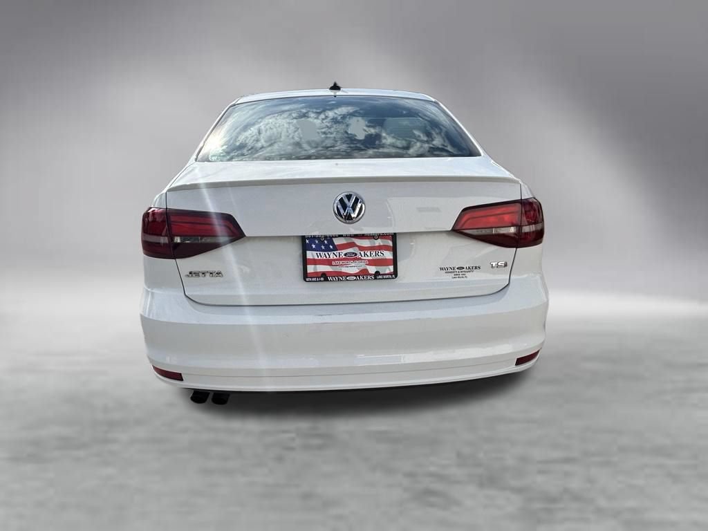 Used 2016 Volkswagen Jetta Sport FWD image 5