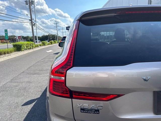 Certified 2024 Volvo XC60 T8 Plus w/ Climate Package AWD/4WD image 10