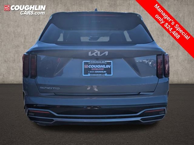 Used 2023 Kia Sorento EX w/ Panoramic Sunroof Package image 6