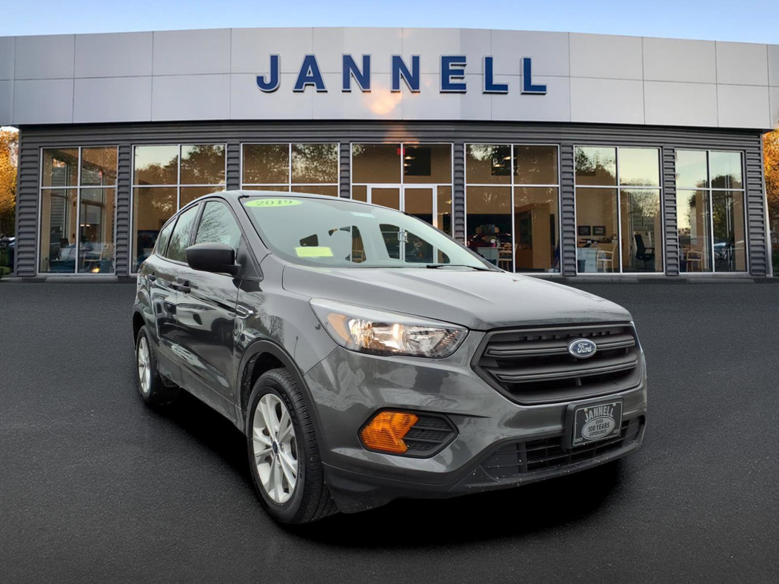 Used 2019 Ford Escape S image 3